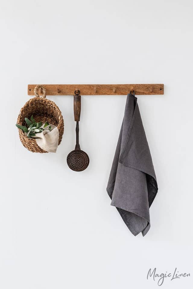 The Ellie Linen Tea Towel