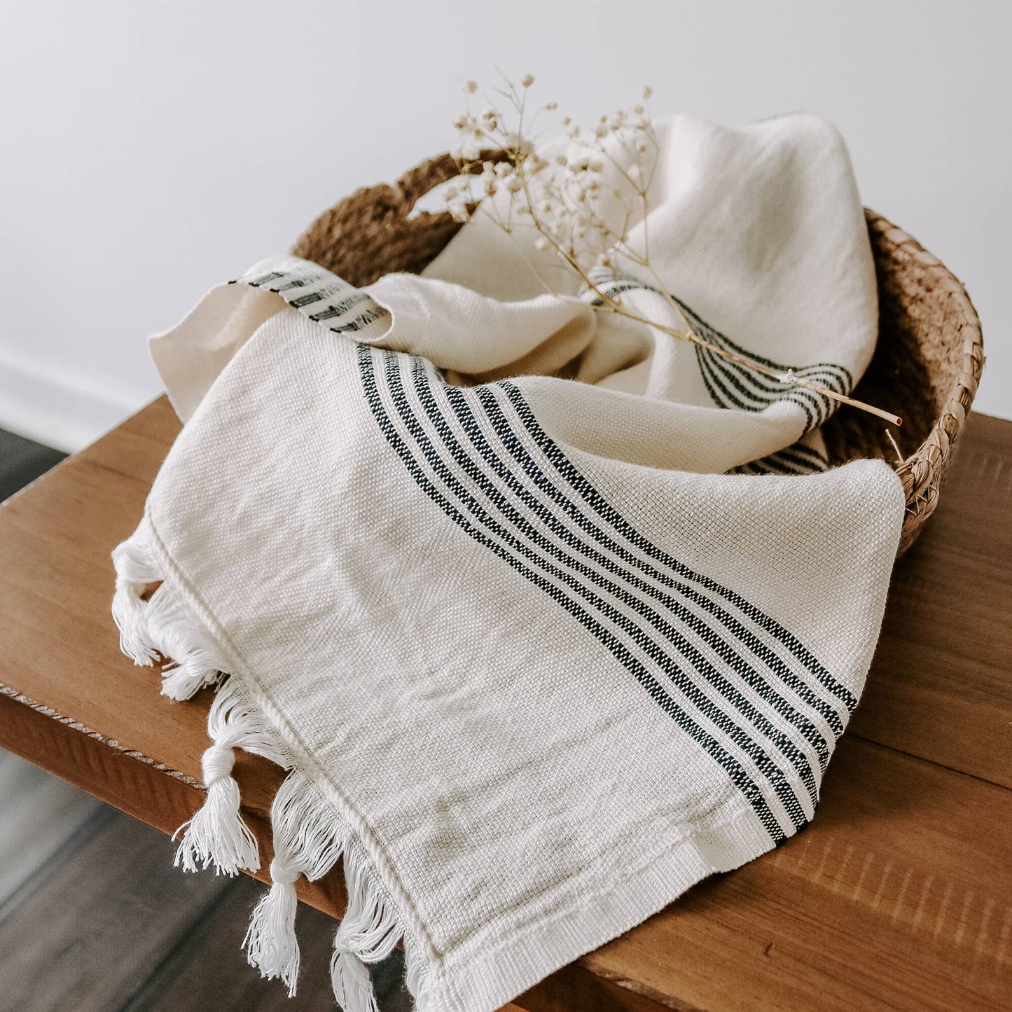 The Dani Hand Towel