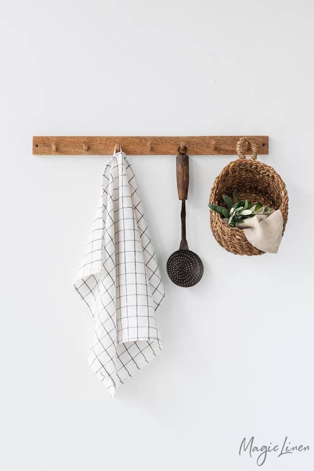 The Ellie Linen Tea Towel
