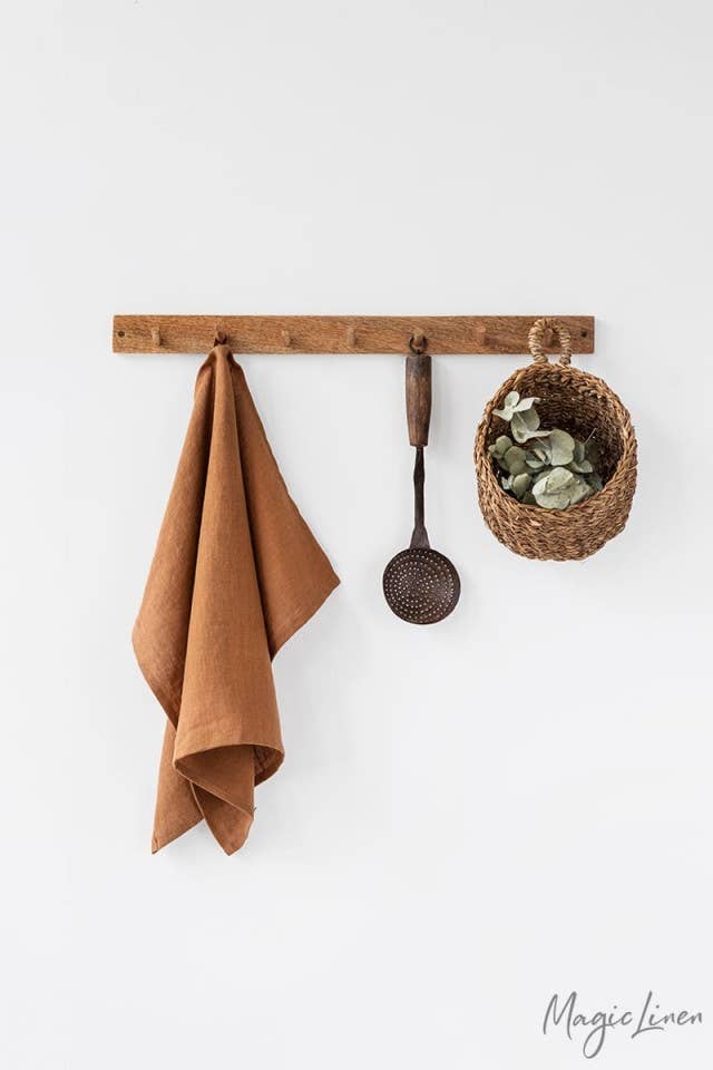 The Ellie Linen Tea Towel
