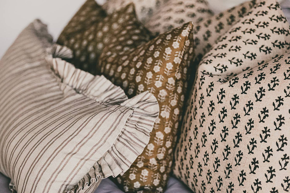 Dahlia Pillow Cover