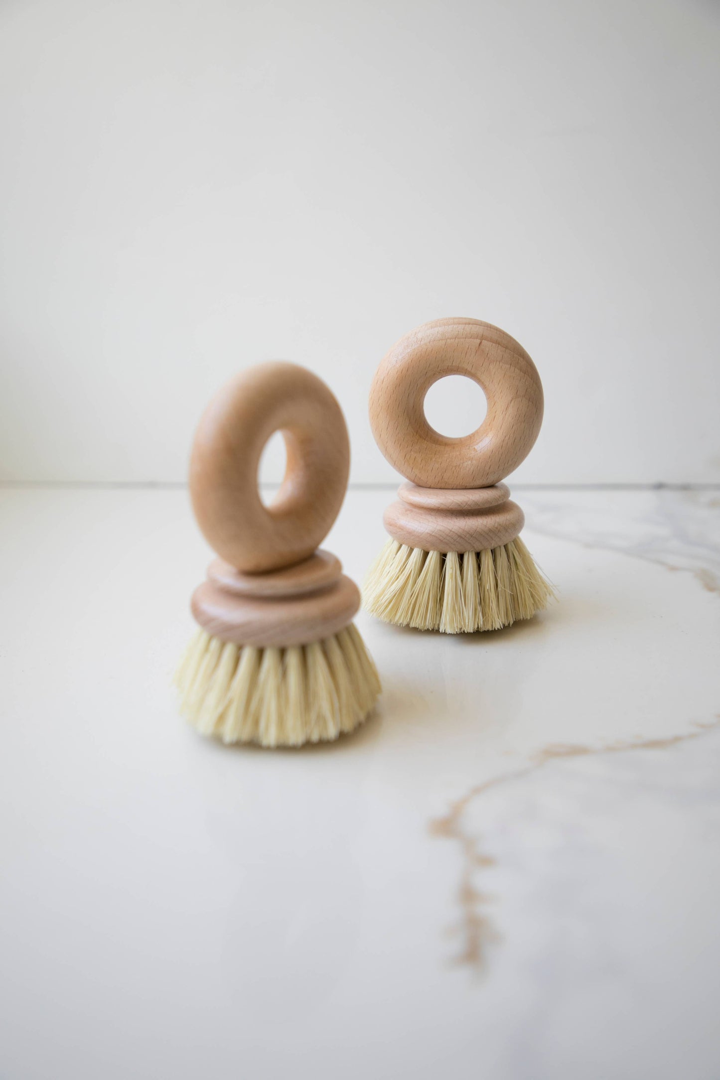 Donut and Flower Cleaning Brush