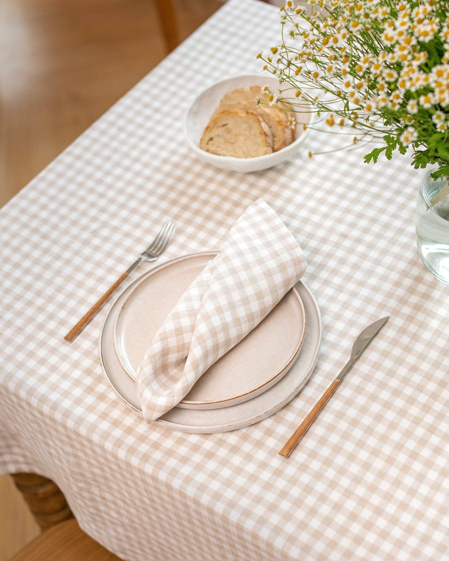 The Kelly Linen Tablecloth