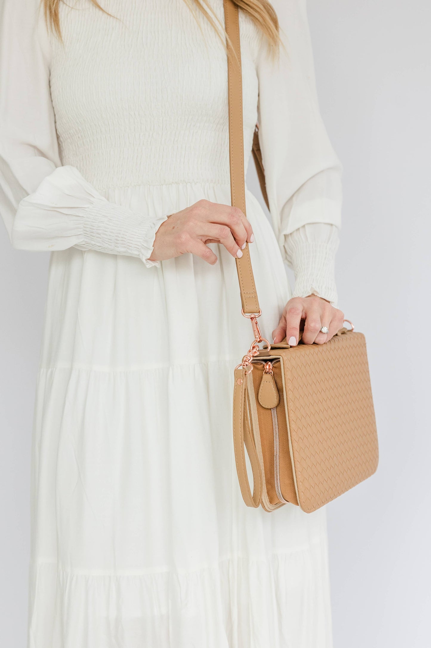 Bible Cover, Weave Bible Case, Crossbody CARAMEL