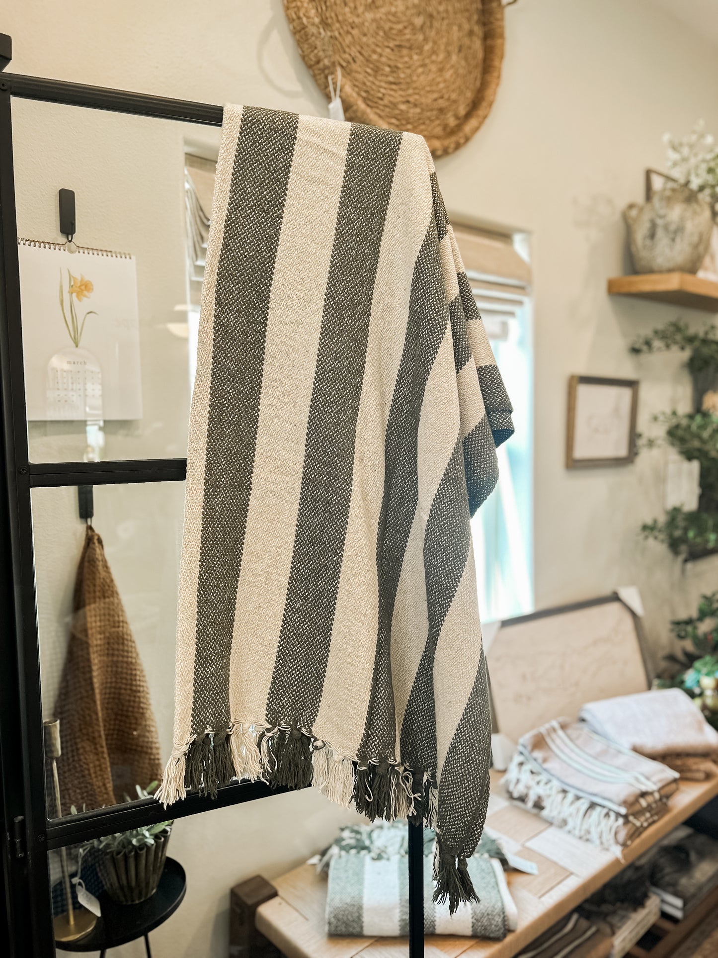 Solana Throw