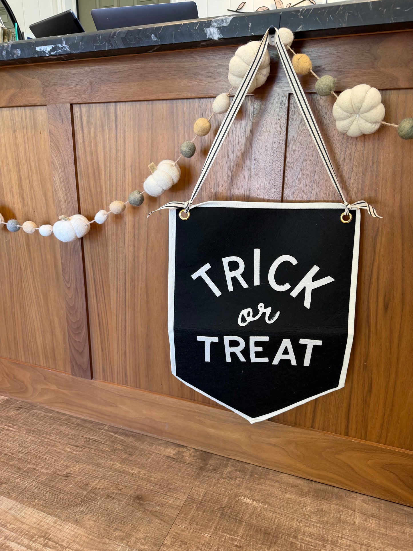 Wool Felt Pumpkin Garland